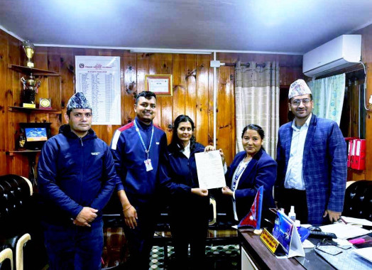 सेवा प्रवाहलाइ थप नागरिकमैत्री बनाउने प्रयास जारी  मिति २०८३ जेठ ८ गते देखि राहदानीको लागि प्राप्त निवेदनका राहदानी नागरिकको घरघरमा राहदानीको सेवाप्रवाहा  पहिलो चरणमा सोलु दुधकुण्ड नगरपालिकाबाट शुरू हुने गरी जिल्ला प्रशासन कार्यालय सोलुखुम्बु र जिल्ला हुल
